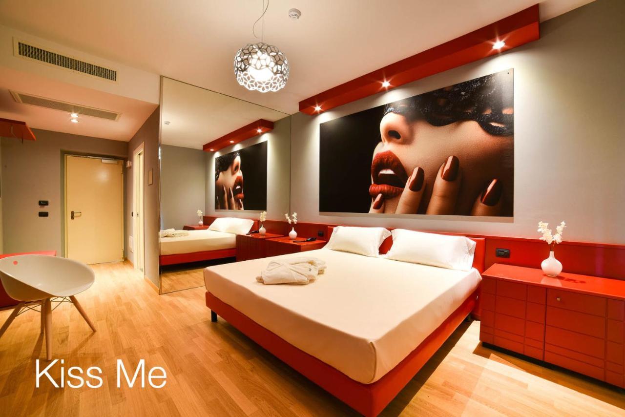 Sweet Motel Verdello ภายนอก รูปภาพ
