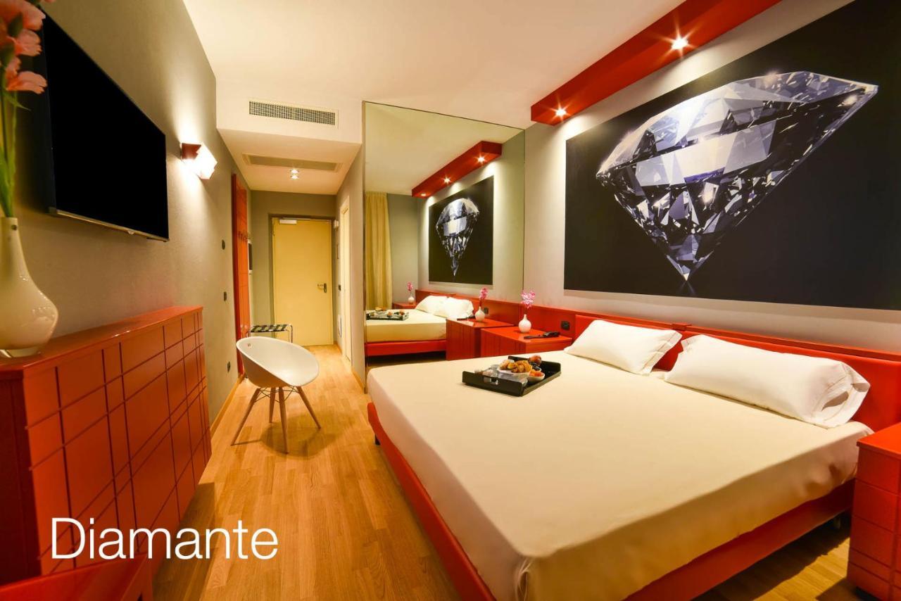 Sweet Motel Verdello ภายนอก รูปภาพ