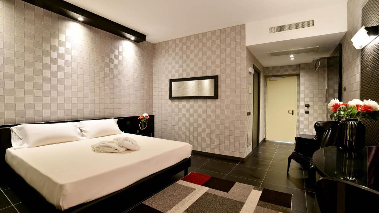 Sweet Motel Verdello ภายนอก รูปภาพ