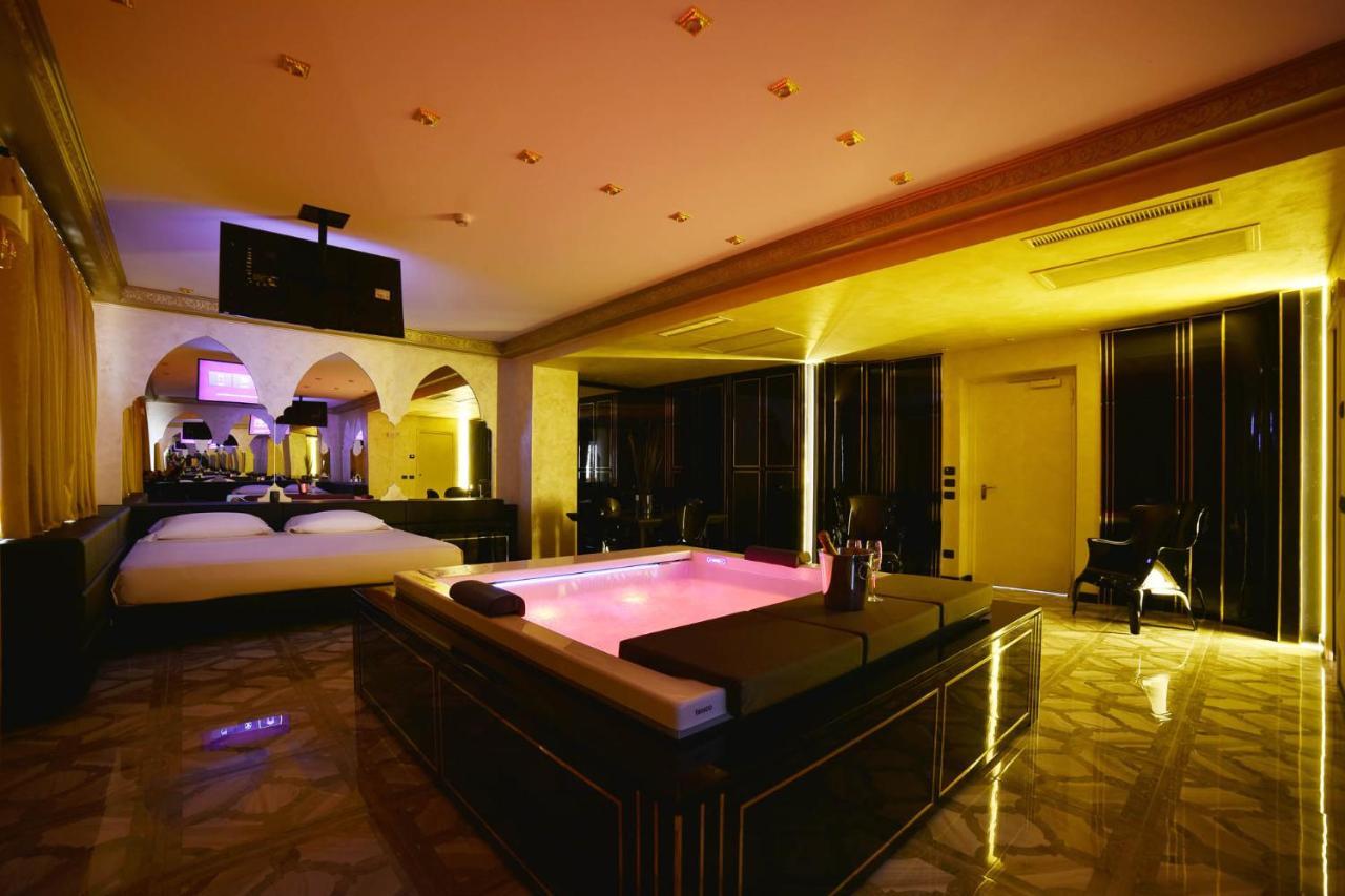 Sweet Motel Verdello ภายนอก รูปภาพ